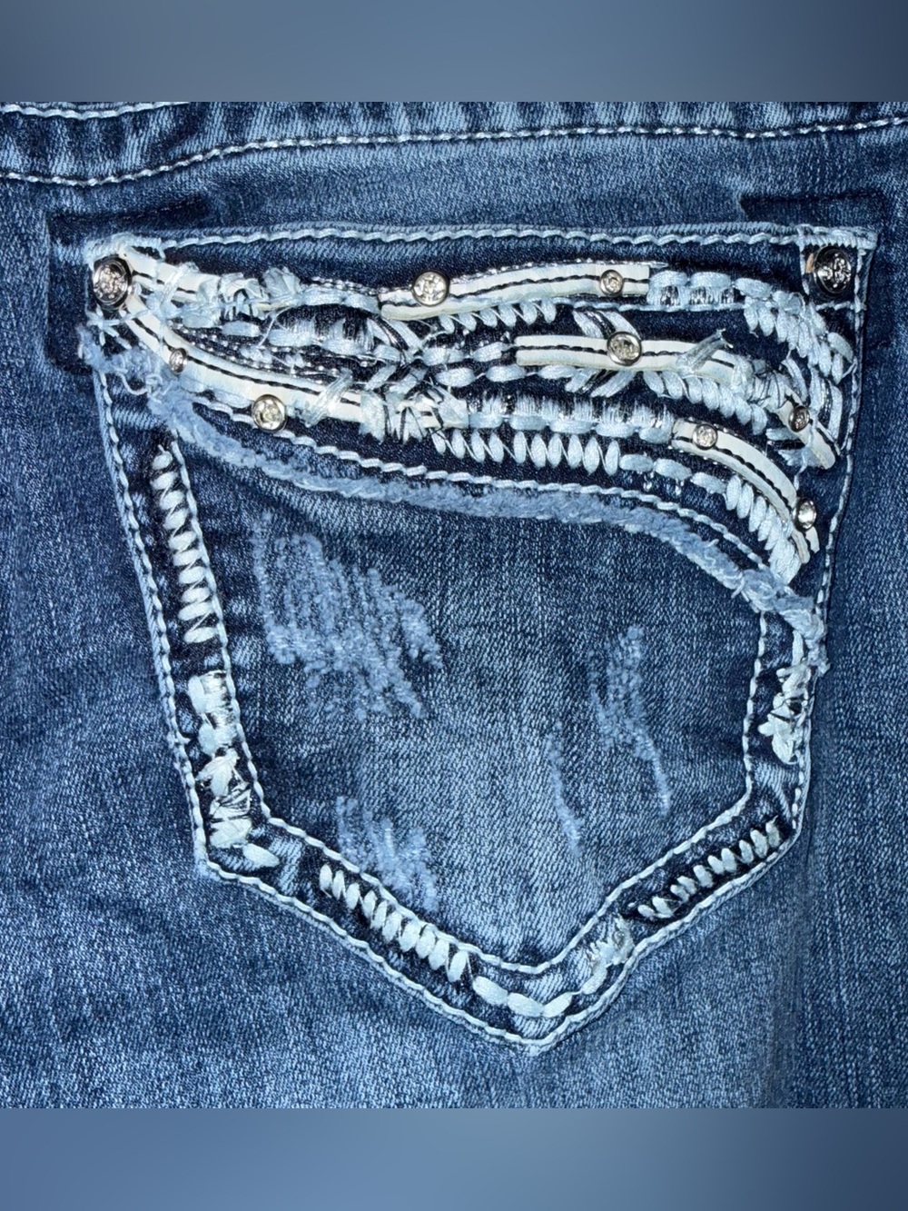 Grace in LA stretch bootcut jeans with embellishments embroidery women’s sz 28 - Picture 4 of 15